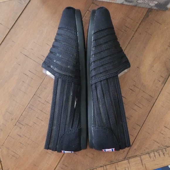 🆕️ Skechers Bob (#Adorbs) - Picture 3 of 7